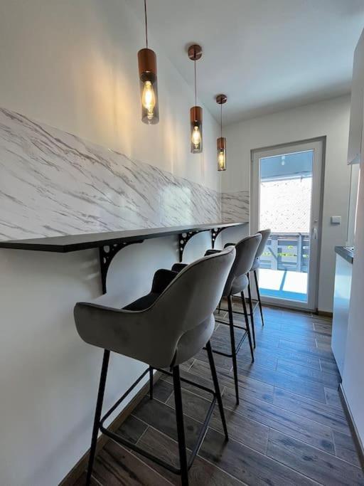 Charming Flat Apartment Maribor Bagian luar foto